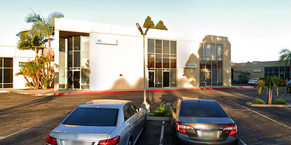 Santa Ana, CA Physical Therapy Office - Southern California Sports Rehabilitation